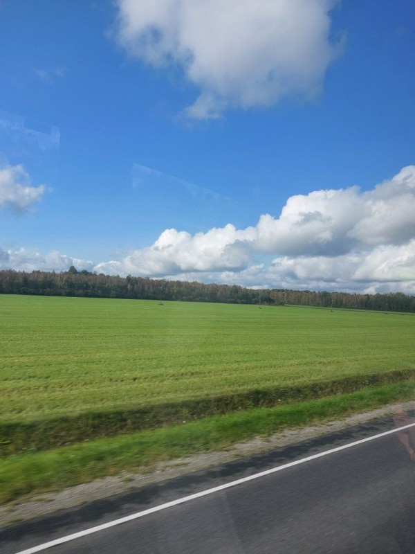 16960935765405.jpg