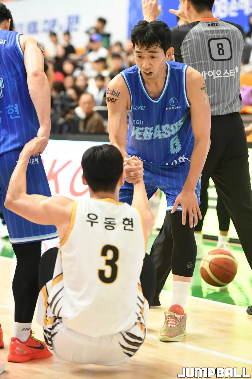 p1065584484617772_594_thum.webp